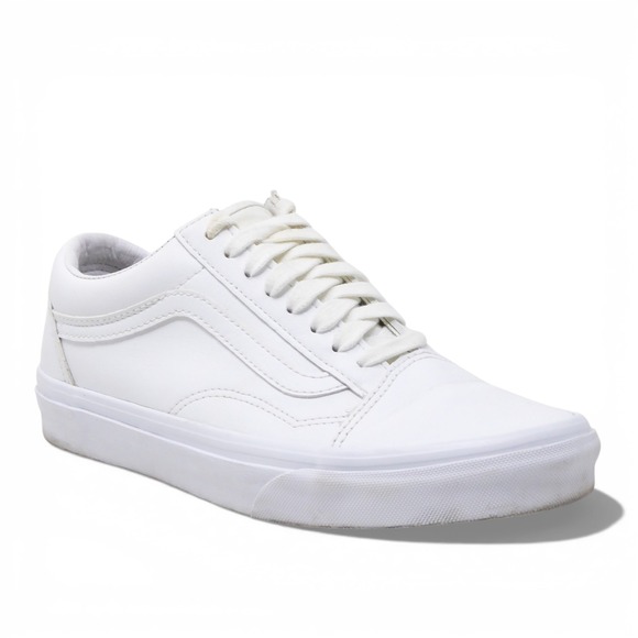 Vans Shoes - Vans Women Sneakers True White Leather Old Skool Low Top 6.5 Mens / 8 Womens
